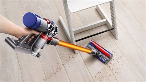 dyson v8 absolute product review